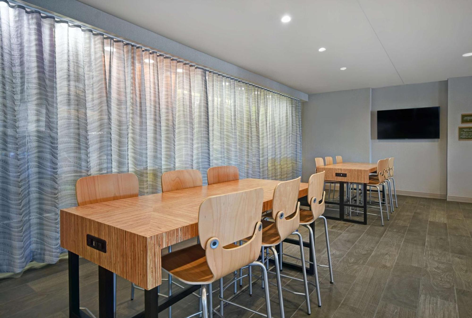 Home2 Suites By Hilton Κολόμπους Εξωτερικό φωτογραφία